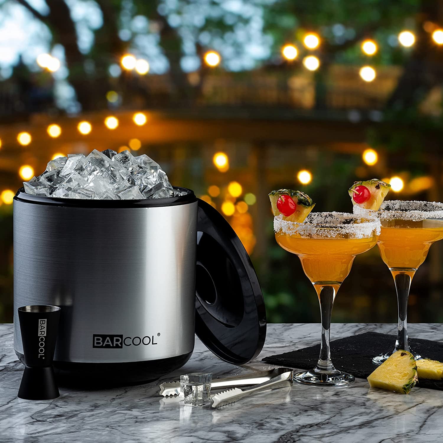 Ice Bucket with Lid and Ice Tongs | 4 Litre | round & Double Walled Insulation | Perfect for Home Bars, Pubs, Restaurants, Bbqs and Picnics (Silver)