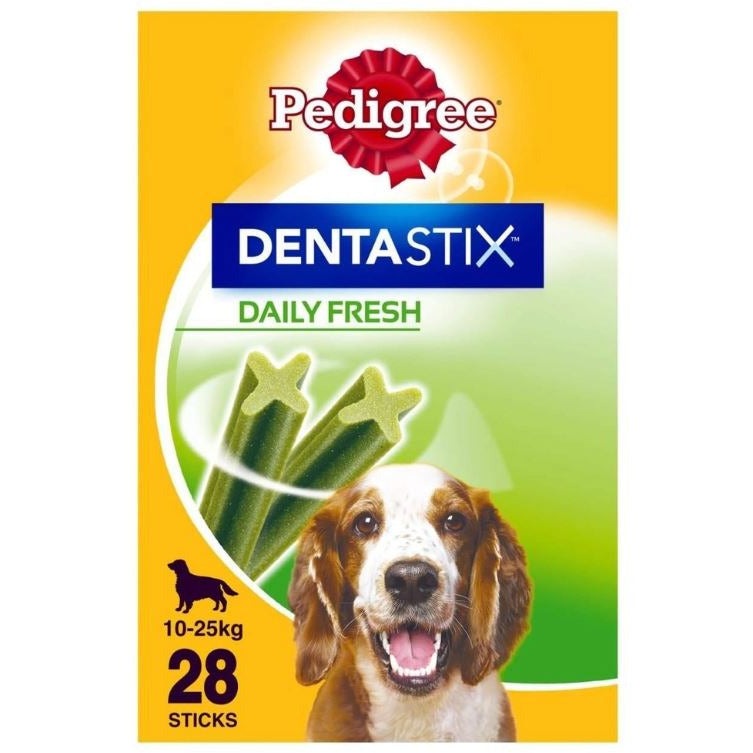 Pedigree Dentastix Daily Fresh Adult Medium Dog Dental Treats 28 Sticks 720g Clear Store